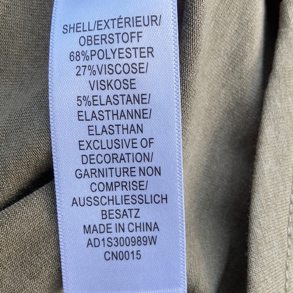 Women’s 2X top Adrianna Papell olive cap sleeve - Picture 6 of 6